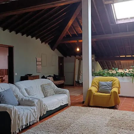 Dom wakacyjny Ben House, Private Parking Ponta Delgada