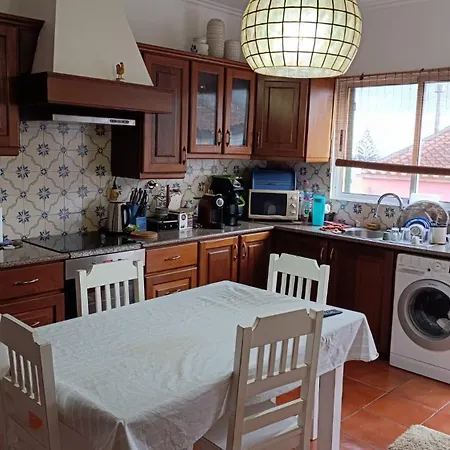 Ben House, Private Parking