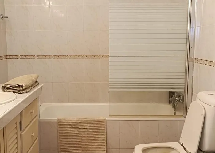 Ben House, Private Parking 度假居 *